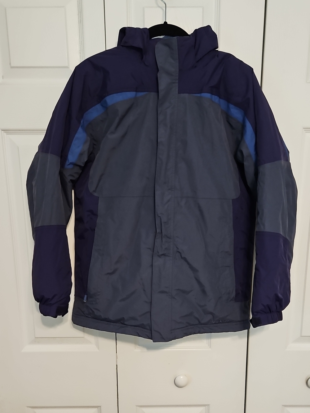 L.L. Bean Women's Hooded Ski Jacket in Gray, Purple & Blue Accent